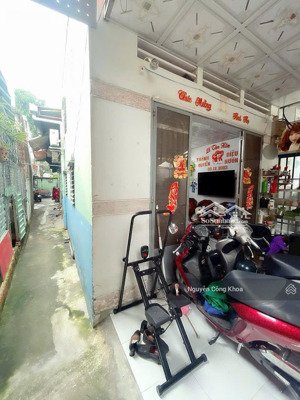 bán nhà cấp 4 và 5 phòng trọ, 99,5m2, gần chợ dĩ an 2 chỉ 300m, p.an bình, tp.dĩ an