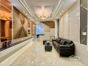 nhà ngã tư ga chợ cầu đồng (2 phòng ngủ) full nội thất