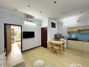 cho thuê 2pn+1pk bancol 80m2,full nội thất,không gh người ở,gần cầu lê văn sỹ,cho nuôi thú cưng