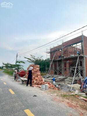 Đất Phường Bình Minh. Kế khu nhà đang xây. 290 triệu