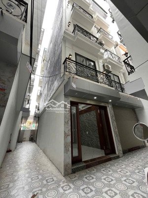 nhà đẹp- ở luôn- lô góc- ô tô qua cổng