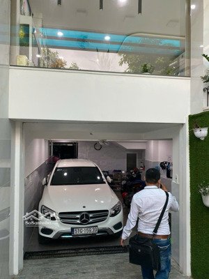 bán nhà khu dân cư phong phú 4 trịnh quang nghị, 1 hầm 3 lầu, thang máy, giá 12 tỷ