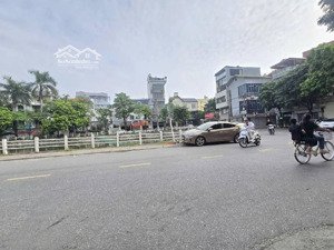 nhà sài đồng, 50m ra đường oto tránh, 3 phút ra trục đường 5 nguyễn văn linh, dân cư sầm uất