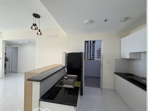 cho thuê căn hộ 3 phòng ngủ 90m2 kcn nhơn trạch 3
