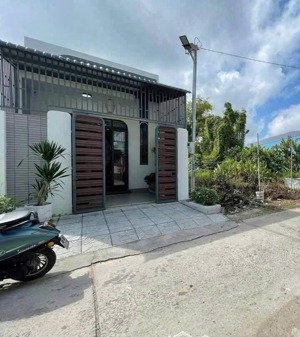 bán gấp nhà cấp 4 khu vực chợ phú lạc, phong phú 85m2, 3 phòng ngủ, shr