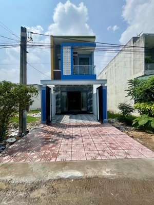 bán nhà 1 trệt 1 lầu mặt tiền đinh viết cừu thuộc kdc bình tâm , tp tân an _ diện tích : 4.6x18.35