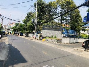 tăng nhơn phú a - đường số 385 - 171m2 nhà c4 có thêm 6 phòng trọ - hẻm thông xe tải - giá rẻ