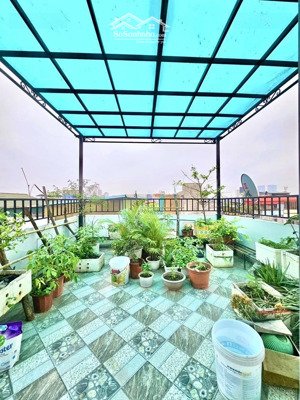 lúc bán không mua - mua rồi mới tiếc 6 tầng thang máy trung tâm hai bà trưng cách ô tô 30m