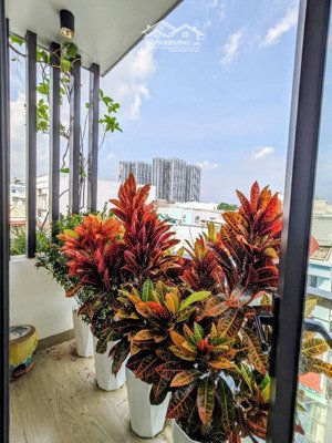 nhà mới xây, chỉ 6 tỷ nhỉnh cho căn nhà 3 tầng, 2 phòng ngủ, 3 wc liên hệ ngay để xem nhà