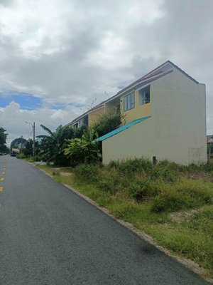 bán nhà 2 tầng, đường bến trễ, cách phố cổ hội an vài phút xe máy