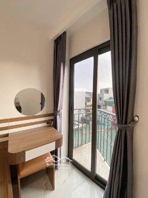 nguyễn lương bằng đống đa - ngõ nông - 50m ra ô tô - 80 triệu 1 tháng 11 phòng khép kín full