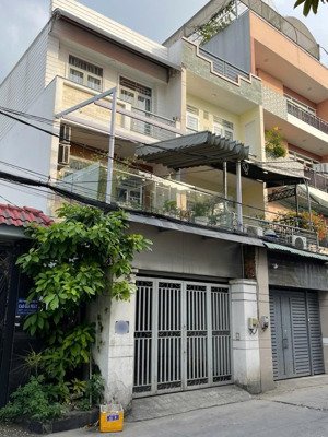 bán nhà 3 lầu hẻm 6m thông đường số 3 bình hưng hòa, bình tân diện tích: 4.5 x 16m