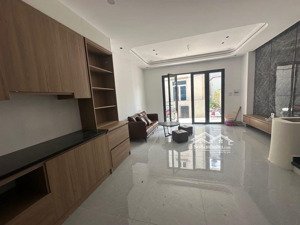 bán gấp nhà đông ngạc - kẻ vẽ, 6,35 tỷ, 42,1m2, gần chợ, trường học cấp 1,2..