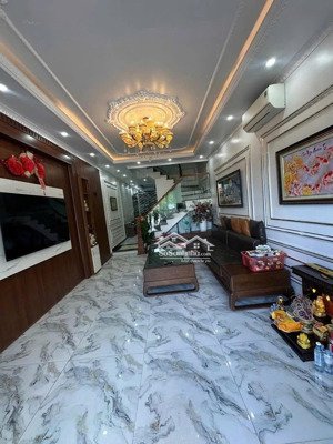 n4740 cho thuê nhà khu vực hải an- có hệ thống thang máy