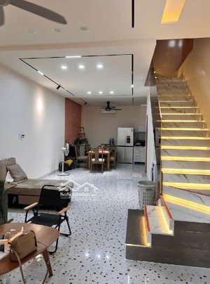 cho thuê nhà kiệt nguyễn văn thoại, cách biển chỉ 300m