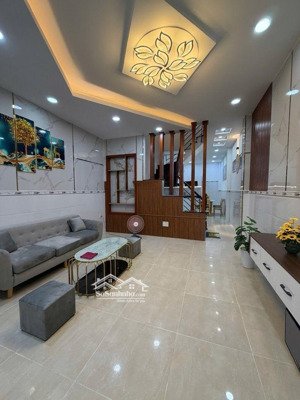 chốt gấp! nhà 3 tầng bình tân - dài 16m - chỉ nhỉnh 4 tỷ. 