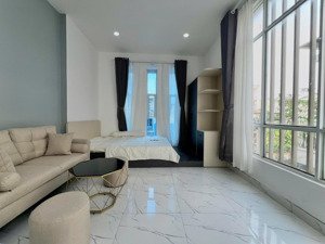 căn hộ 1pn tách bếp giáp q1 gần cầu thị nghè ngay phan văn hân