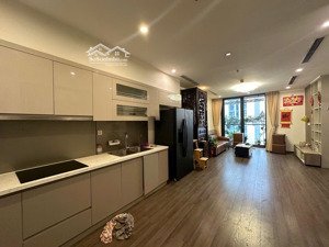 cho thuê căn hộ full đồ vinhome symphony long biên. 86m. 3 ngủ. 26 triệu. lh: 