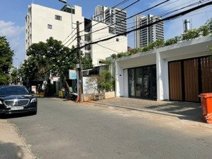 khuân đất đẹp giá rẻ ngay khu đường số thảo điền quận 2 - 8.5x25 (cn 195m2) chỉ 30 tỷ