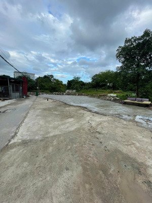 chdv đối diện đh châu á_80m2_1 hầm 7 tầng nổi_oto tránh trước nhà_mở đường 17m_công viên trước nhà