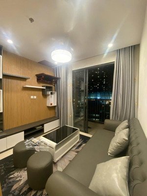 cắt lỗ căn 2pn giá chỉ 4 tỷ tầng trung, view nội khu, full đồ tại căn sapphire vinhomes ocean park