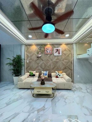 siêu đẹp - 5 tầng - đường tân hòa đông quận 6 - 5pn- (60m2) nhỉnh 6 tỷ. 