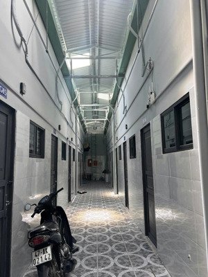 nhà em ngộp cần vốn bán gấp dãy trọ 10 phòng