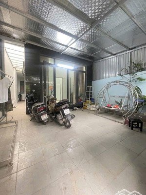 mặt tiền kinh doanh 4 tầng tại phước long a - thông ra hồ bá phấn - đỗ xuân hợp