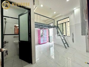 phòng trọ 30m2 ở được 3-4 người đường vườn lài gần đại học văn hiến