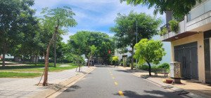 lô đất đối diện công viên, ngang 6,5m, nở hậu 9,5m hiếm có tại kđt lê hồng phong 1