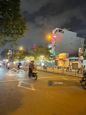 vị trí kinh doanh văn phòng, ngang 5.5m, chỉ 5.79 tỷ