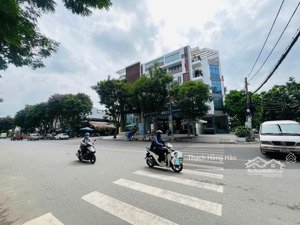 bán nhà mt trường chinh , p.15 , tân bình, dt: 6 x 42m. xd: hầm - 6 tầng. giá bán: 32 tỷ