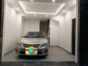 bán nhà giang biên, việt hưng, oto để trong nhà, 37m2, 6 tầng, thang máy, mt 4.7m giá nhỉnh 8 tỷ