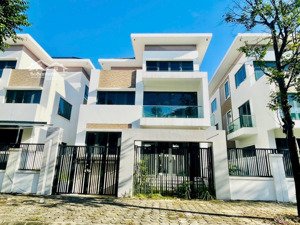 chính chủ gửi bán căn bt b1.1 dt:240m khu đô thị thanh hà giá: 123tr/m đường 14m lh : 