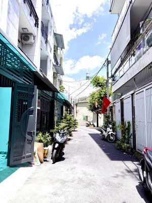 siêu phẩm 4 tầng đúc btct - ô tô ngủ trong nhà - khu trung tâm gò vấp - thông số đẹp - nhà full nội