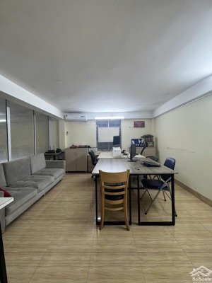 chủ gấp bán nhanh căn nhà 1,5 tầng mặt tiền hòa cường bắc hải châu, dòng tiền 10tr