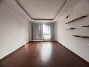 bán nhà mặt phố bát khối 63m² 5 tầng, 4 ngủ vỉa hè rộng giá 12 tỷ