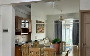 cho thuê căn hộ 2pn, 3wc, 150m2,tân bình, đầy đủ nội thất phong cách pháp giá 30 triệu/tháng