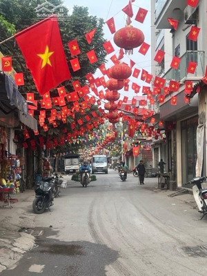 [siêu hiếm] bán nhà đền lừ ngõ thông bàn cờ ô tô đỗ cửa, vào nhà sổ vuông như tờ a4 45m 15.6 tỷ