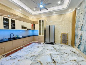 ngay megamall bình phú hẻm ô tô thông thoáng ngang 4 dài 16 vuông vức chỉ 7 tỷ xíu