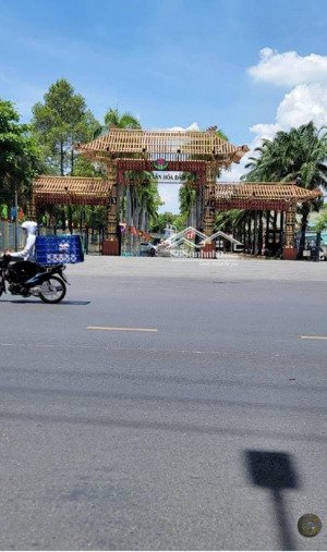 bán nhà gần mặt tiền quận 11, lạc long quân, 3 tầng, 68m2, hẻm 6m, chỉ 10 tỷ