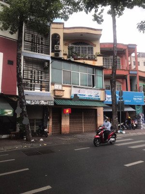 bán gấp trong tháng - bán nhà hoàng sa 68m² 3 tầng - 23 tỷ