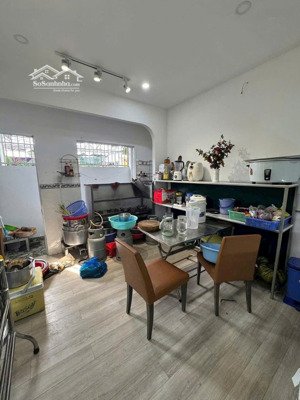 cho thuê nhà mặt tiền nguyễn thị minh khai phù hợp kd, cafe..giá cho thuê 32 triệ/th hoặc sang quán