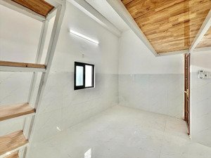 phòng mới xây ngay chợ bình thành gần kdc, kcn vĩnh lộc