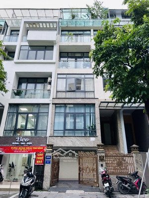 nhà liền kề phân lô lạc long quân gara ô tô view hồ, 83m2 5 tầng mt: 5.5m an ninh tốt, giá: 34 tỷ