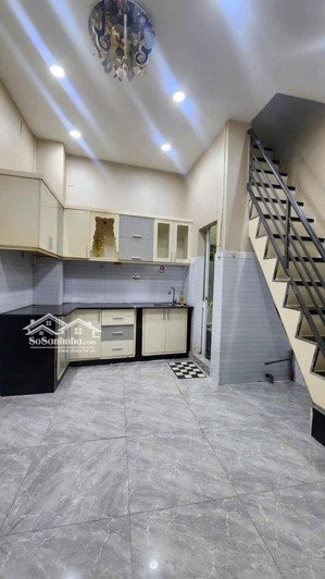 nhà trần hưng đạo, q5 giá tốt chỉ 3.250 tỷ có bớt) kc : 1 trệt 2 lầu