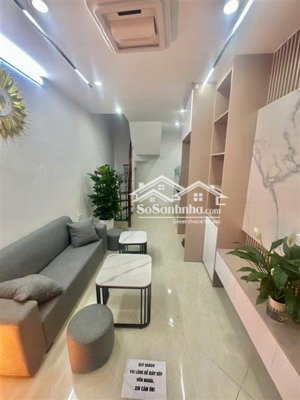 bán nhà riêng phố hồng mai hai bà trưng 4 tầng 3 ngủ gần oto, sổ đỏ riêng chính chủ 3.x tị