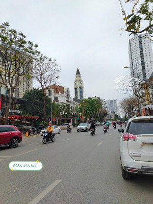 giá tốt nhất khu văn phú hà đông, phân lô, 90m², 4 tầng, kinh doanh, full nội thất sịn 20,2 tỷ.