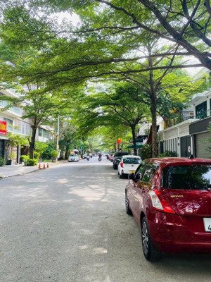 bán nhà liền kề văn khê 83m 4 tầng ô tô ngủ trong nhà - kinh doanh thang máy ở sướng