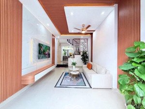 bán nhanh chỉ hơn 1tỷ250 triệu có ngay nhà võ thị sáu, phường đông hoà, dĩ an cách go! dĩ an 500m.